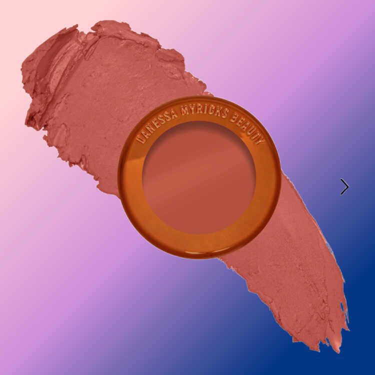 Danessa Myricks Beauty Yummy Skin Blurring Balm Powder Flushed - Matte Color for Cheek & Lip