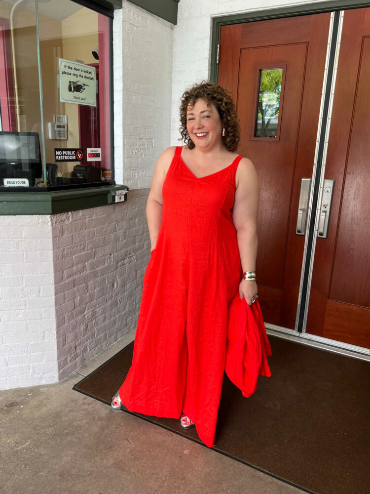 Alison wearing the Universal Standard linen Promenade jumpsuit without the self-belt